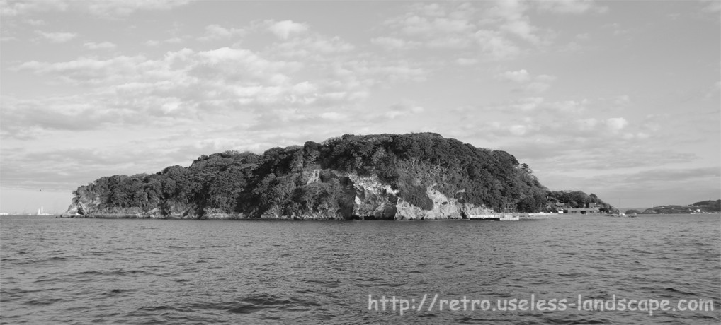 洋上の城ラピュタ。東京湾に浮かぶ要塞「猿島」上陸記