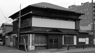 港町にあった遊里 秋田・土崎の町並み